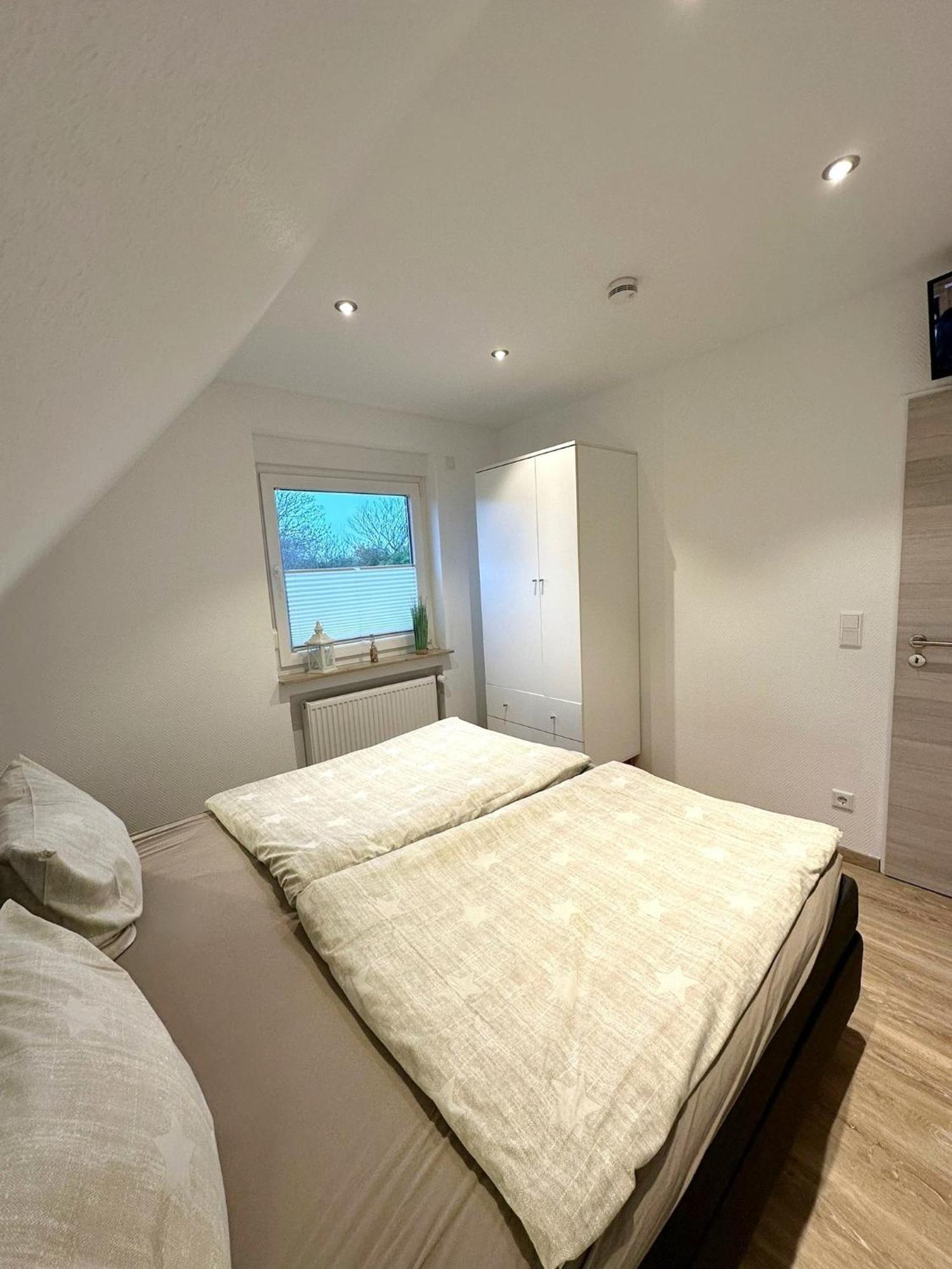 Ferienwohnung Haus Boje "Knurrhahn" Neuharlingersiel Exteriör bild